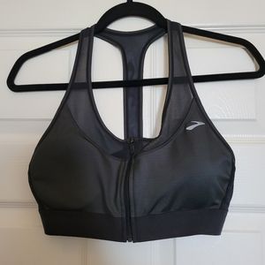 Brooks Women FastForward Zip Sports Bra